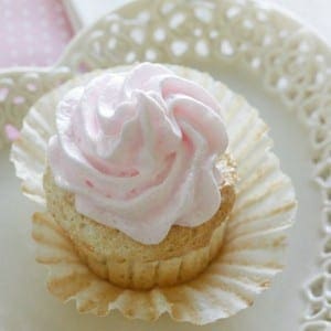 angel-foods-cupcakes-with-merengue-frosting