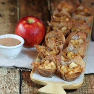 mini cinnamon apple tarts