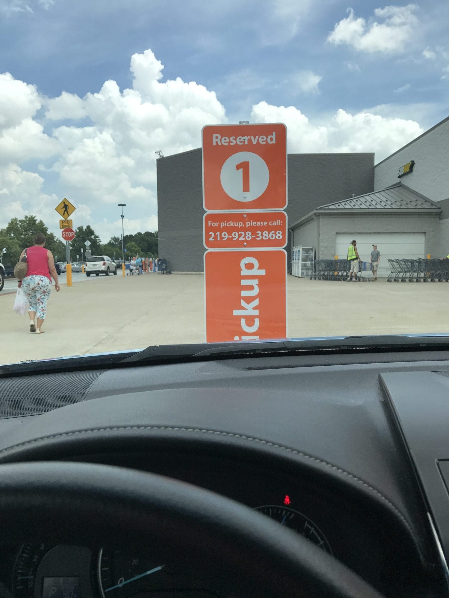 Walmart's free grocery pickup parking spot