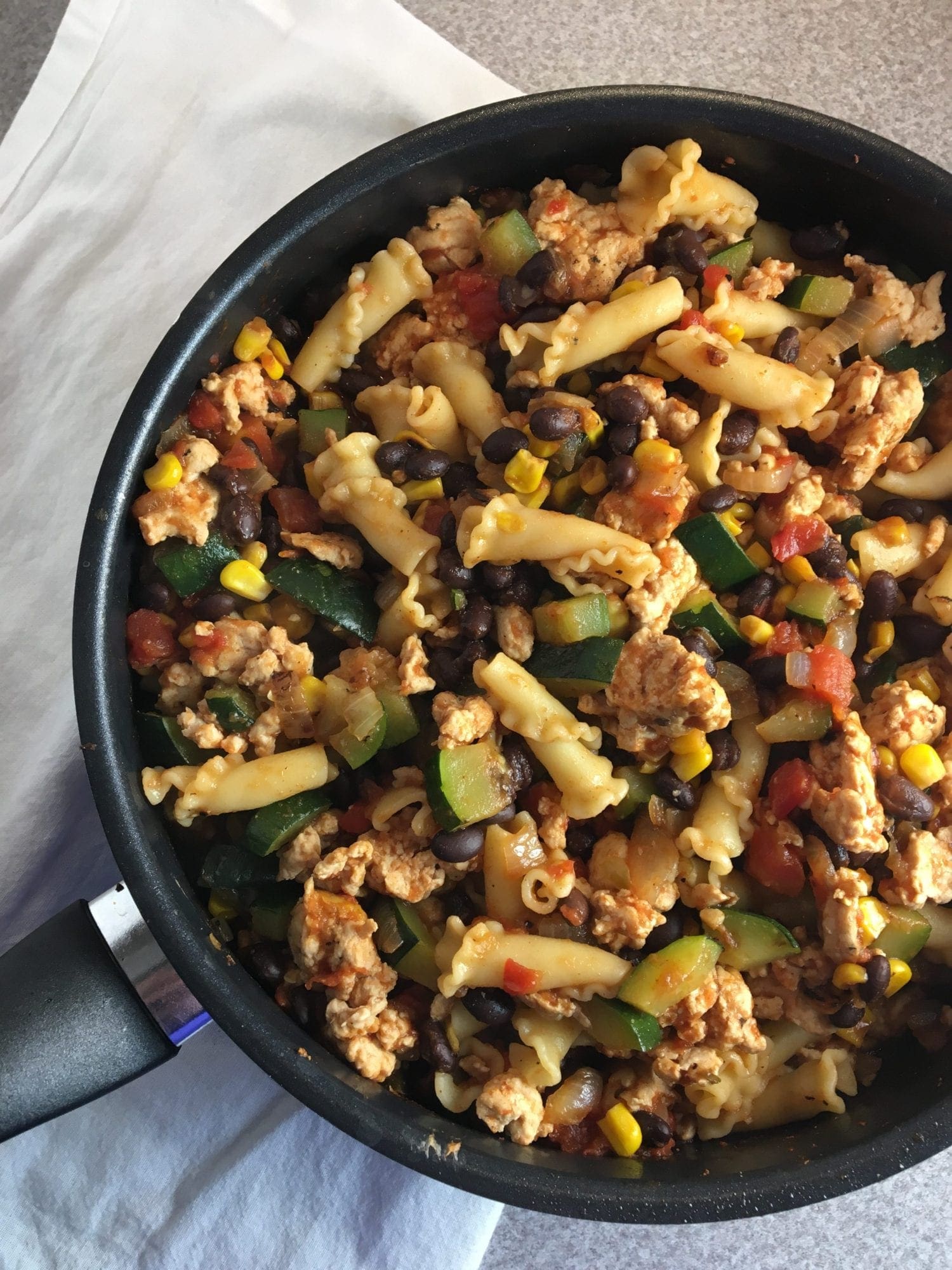 Southwestern Turkey and Vegetable Pasta Dish on Meal Planning Mommies - Just 1 WW SP per serving