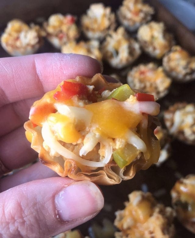 These Phyllo Cheeseburger Cups take all of the flavors of a cheeseburger and packs them into cute little bite-sized snacks.