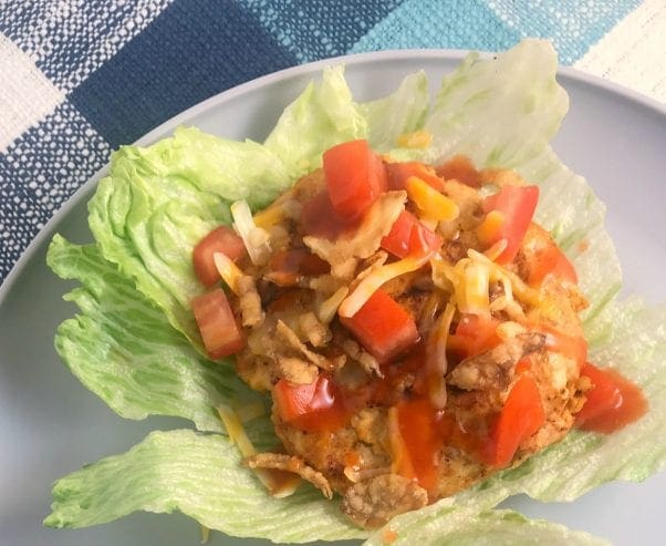 These Catalina Taco Turkey Lettuce Wraps are 6 WW SP per serving and are part of meal plan #44 on Meal Planning Mommies.