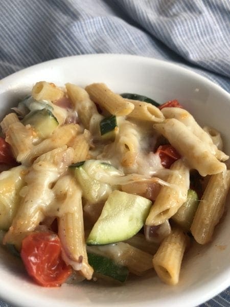 Simple and delicious WW friendly Italian Penne and Veggies on Meal Planning Mommies.