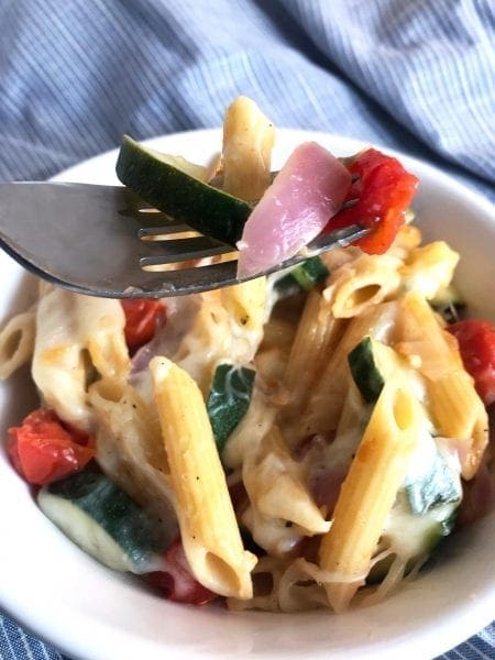WW friendly Italian Penne and Veggies on Meal Planning Mommies.